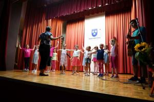 Odprtje razstave 110602019, glasbena delavnica OS Mirna,  foto Franc Pepelnak Pep (8)